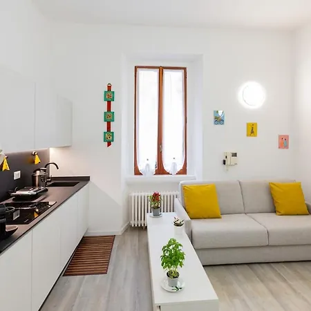 아파트 Andrea's House Via Lambrate 22 *