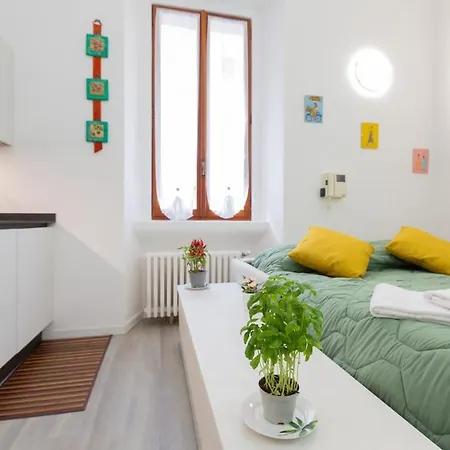 Andrea's House Via Lambrate 22 Милан